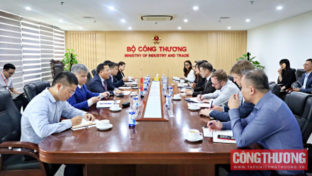 Australia muốn hỗ trợ Việt Nam vận hành thị trường điện tái tạo