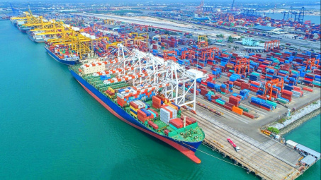 Điều gì khiến Vietinbank Capital nâng gấp đôi tỷ lệ sở hữu tại Container Việt Nam (VSC)?