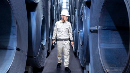 Tập đoàn Hoà Phát (HPG) trong thế “lưỡng đầu thọ địch”