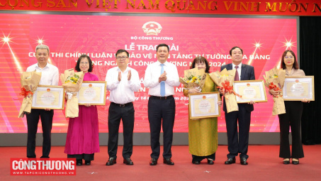 Trao giải 28 tác phẩm xuất sắc Cuộc thi chính luận về bảo vệ nền tảng tư tưởng của Đảng trong ngành Công Thương năm 2024