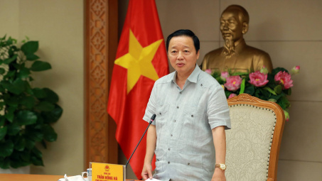 Phó Thủ tướng đề nghị nới "room" điện mặt trời mái nhà tự sản, tự tiêu