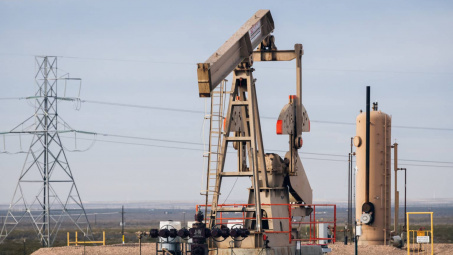 Giá xăng dầu hôm nay 15/8: Tăng nhẹ nhờ kỳ vọng cắt giảm lãi suất của Mỹ thúc đẩy nhu cầu nhiên liệu