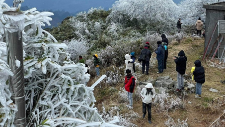 Thực trạng và giải pháp phát triển du lịch Mẫu Sơn, Lạng Sơn
