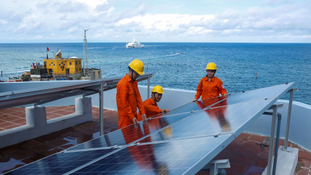 EVNSPC tiếp tục bảo đảm cung cấp điện trên Quần đảo Trường Sa và Nhà giàn DK1