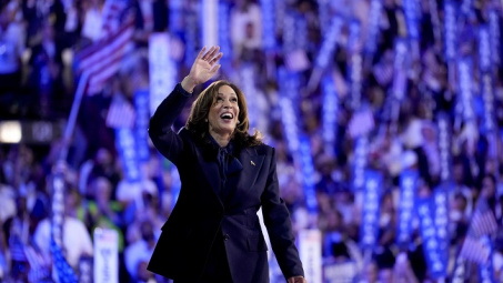 Quốc tế nổi bật: Bà Kamala Harris vẫn được ủng hộ hơn ông Donald Trump
