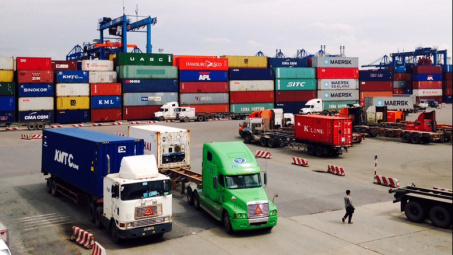 TP. Hồ Chí Minh dự kiến thu 2.100 tỷ đồng phí hạ tầng cảng biển trong năm 2024