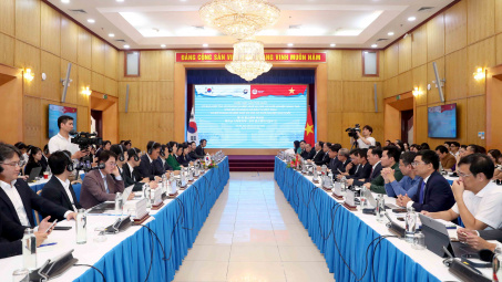 Việt Nam - Hàn Quốc tăng cường hợp tác trong khu vực DNNVV và khởi nghiệp