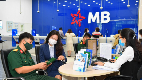 Công đoàn cơ sở Ngân hàng Quân đội (MBB) chuyển nhượng 10,6 triệu cổ phiếu cho loạt cán bộ nhân viên