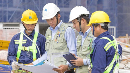 Cổ đông lớn lẫn nhà đầu tư cá nhân “tháo chạy” khỏi cổ phiếu HBC của Xây dựng Hòa Bình