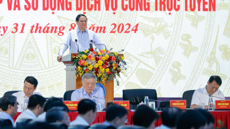 Thủ tướng: 1 mục tiêu, 2 trụ cột, 3 đột phá, 4 không và 5 tăng cường trong triển khai dịch vụ công trực tuyến