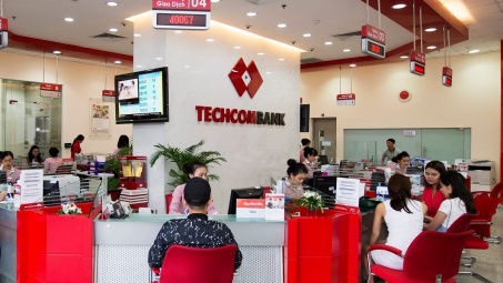 Ngân hàng Techcombank (TCB) mua lại 6.000 tỷ đồng trái phiếu trước hạn