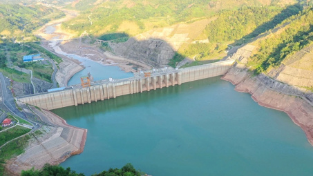 Tập đoàn Hà Đô (HDG): Lãi ròng nửa đầu năm giảm 13%, kỳ vọng mảng năng lượng đã chạm đáy