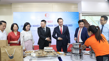 Nghiên cứu yếu tố ảnh hưởng đến hiệu quả kinh doanh của các hộ kinh doanh trên địa bàn Quận Bắc Từ Liêm, Thành phố Hà Nội