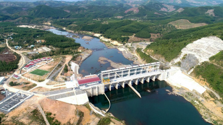 Mảng thuỷ điện suy yếu, lợi nhuận của Cơ Điện Lạnh (REE) chạm đáy 8 năm