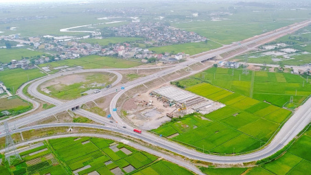 Giao thông Đèo Cả (HHV) báo lãi quý 2 cao kỷ lục, cập nhật tiến độ loạt dự án lớn