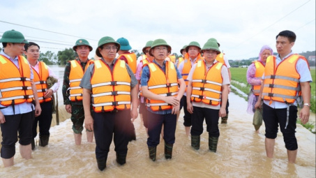 Thủ tướng chỉ đạo các Bộ, ngành, địa phương tập trung khắc phục hậu quả bão số 3 và mưa lũ sau bão