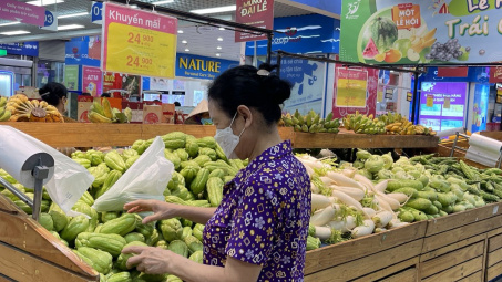 Siêu thị kêu gọi khách không cần tích trữ, nguồn cung hàng hóa luôn đáp ứng đủ