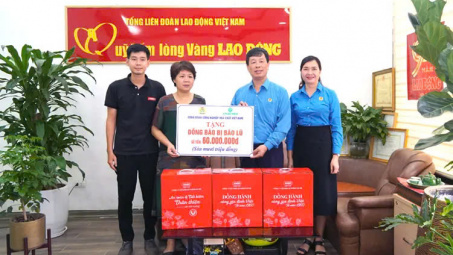 Tập đoàn Hóa chất Việt Nam, Công đoàn Công nghiệp Hóa chất Việt Nam ủng hộ đồng bào bị thiệt hại do mưa lũ