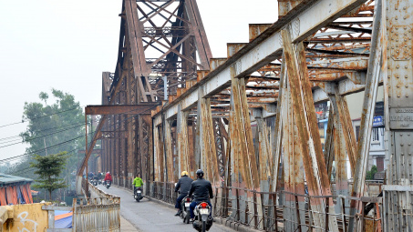 Hà Nội dỡ lệnh cấm cầu Long Biên, cầu Đuống từ 15h ngày 13/9