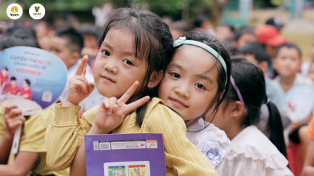 Trạm đọc cho em - Nhìn lại hành trình "Cõng sách" đến bản làng"