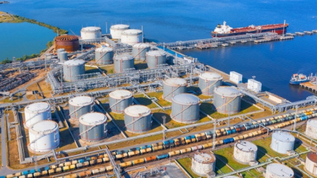 Giá xăng dầu hôm nay 19/9: Giảm nhẹ khi Fed giảm lãi suất 0,5%