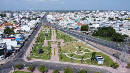Long An: Ưu tiên đầu tư các dự án kết cấu hạ tầng có sức lan tỏa lớn