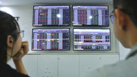 Fed bắt đầu chu kỳ nới lỏng tiền tệ, kịch bản nào cho thị trường chứng khoán Việt Nam?