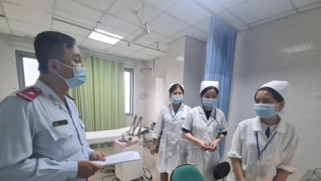 Thanh tra Sở Y tế Hà Nội xử phạt 11 cơ sở y, dược, đình chỉ hoạt động 2 đơn vị