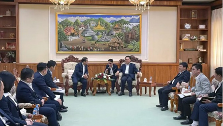 Bí thư Đảng ủy, Chủ tịch HĐTV Tập đoàn Hóa chất Việt Nam làm việc tại CHDCND Lào