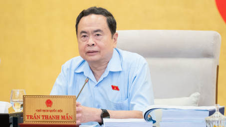 Chủ tịch Quốc hội đề nghị không phân biệt đối xử giữa khám bệnh dịch vụ và khám bệnh bảo hiểm