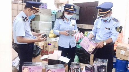 Hà Nội: Đẩy mạnh kiểm tra, xử lý vi phạm về tiêu chuẩn hàng hóa và sở hữu trí tuệ