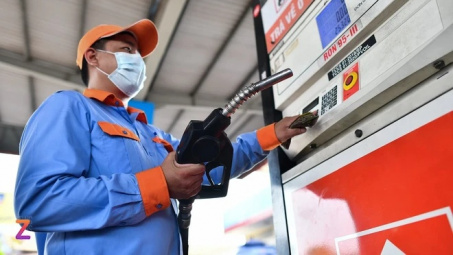 Giá xăng dầu hôm nay 26/9: Tiếp tục đà tăng, xăng E5RON92 vẫn dưới mức 20.000đ/lít