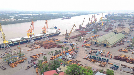 Củng cố hệ sinh thái, Container Việt Nam (VSC) sắp nắm 37,5% vốn tại Vinaship (VNA)