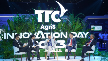 Tiến sỹ Trần Tấn Việt đồng hành kiến tạo nông nghiệp tuần hoàn