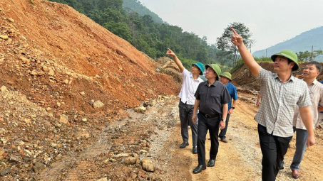 Sạt lở nghiêm trọng tuyến đường thành phố Bắc Kạn - hồ Ba Bể