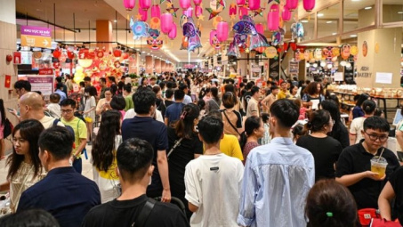 Hoạt động thương mại, dịch vụ và du lịch của Hà Nội tiếp tục tăng trưởng