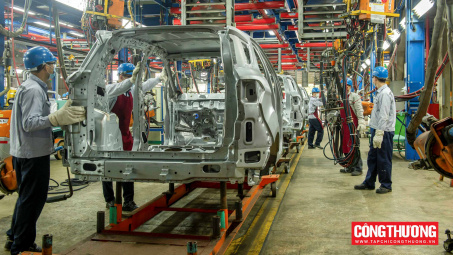 Sản xuất công nghiệp 8 tháng tăng trưởng tích cực