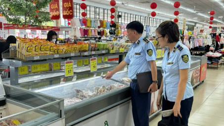 Công điện khẩn của Bộ trưởng Bộ Công Thương về tăng cường kiểm tra, giám sát thị trường trước hậu quả của bão Yagi