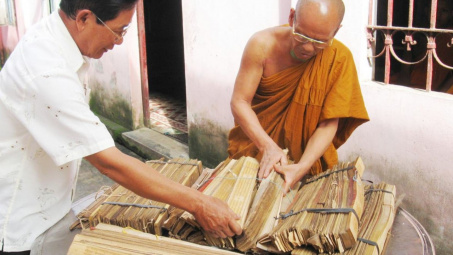 Bảo tồn, phát huy kinh lá buông trong du lịch tâm linh chùa Khmer ở Nam bộ