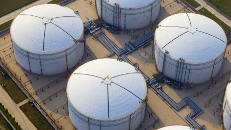 Giá xăng dầu hôm nay 15/1: Dự báo nhu cầu dầu của Mỹ gây áp lực lên giá