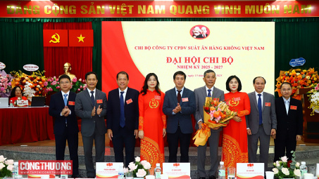 [TIN ẢNH] Đại hội Chi bộ Công ty Cổ phần Dịch vụ Suất ăn Hàng không Việt Nam lần thứ IV, nhiệm kỳ 2025 - 2027