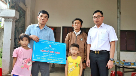 Thủy điện An Khê - Ka Nak giúp đỡ 2 cháu nhỏ có hoàn cảnh thương tâm tại Bình Định