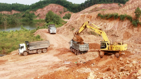 Thời hạn Giấy phép khai thác khoáng sản nhóm IV tối đa không quá 10 năm