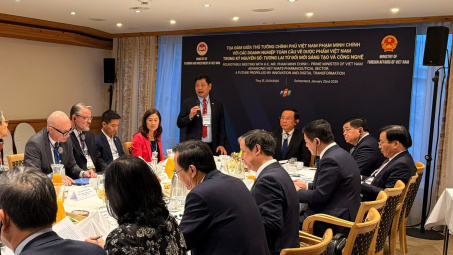 Chủ tịch FPT: Dược phẩm là một trong những ngành sẽ ứng dụng AI nhiều nhất