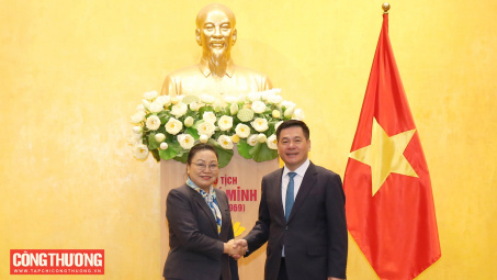 Nhanh chóng toàn tất thủ tục, sẵn sàng thực thi Hiệp định Thương mại Việt Nam - Lào mới