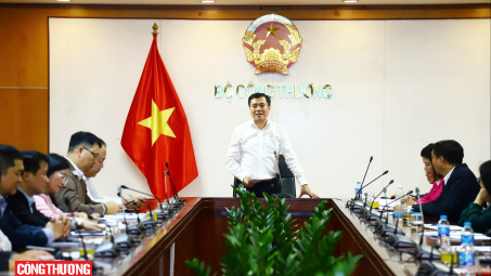 Bảo đảm cung cầu hàng hóa, thúc đẩy phát triển mạnh mẽ thị trường trong nước