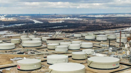 Giá xăng dầu hôm nay 8/1: Khả năng gián đoạn nguồn cung hỗ trợ giá