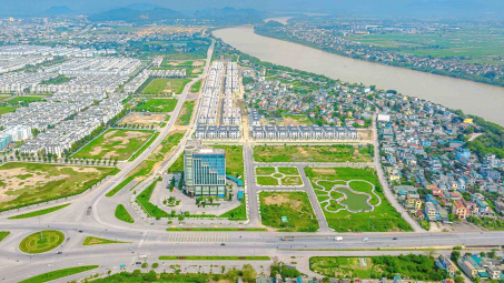 Kỳ vọng lãi lớn, vợ Chủ tịch Taseco Land (TAL) gom mua hàng triệu cổ phiếu