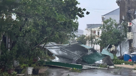 Khẩn trương thống kê thiệt hại, triển khai khắc phục hậu quả bão số 10 và mưa lũ sau bão