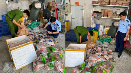 Xử phạt gần 70 triệu đồng hai cơ sở kinh doanh thực phẩm nhập lậu tại Hà Nội